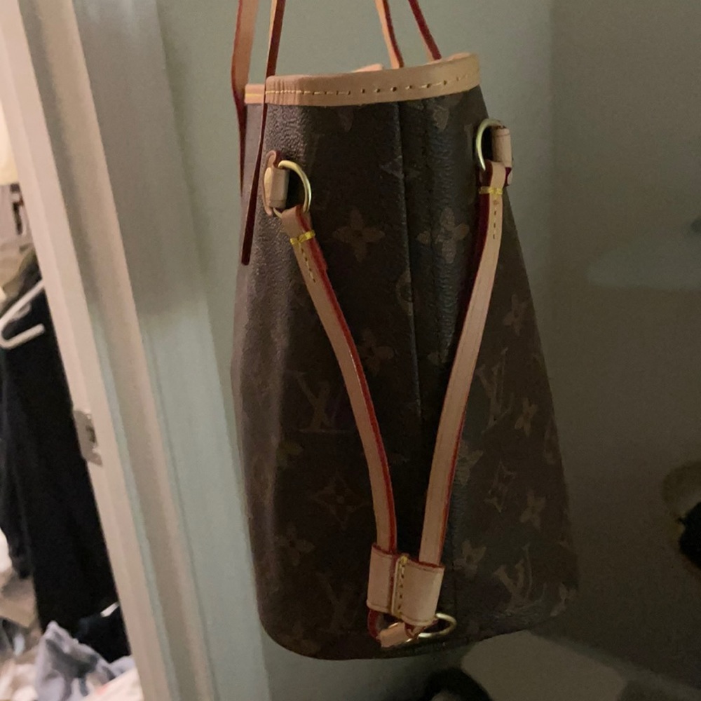 DO NOT BUY: side of the bag